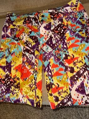 SHREDly MTB 11" Mountain Biking Shorts Size 12 EUC Aztec Print